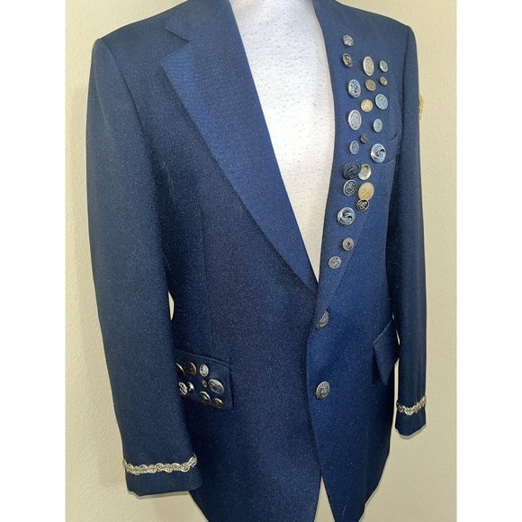 39 Metal Buttons On a Vintage Brookford Gayfer’s Men's Jacket Coat 38 Gold Trim - Picture 1 of 16